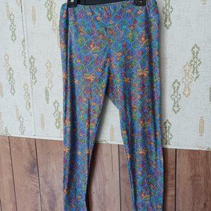 LuLaRoe Tall and Curvy Leggings